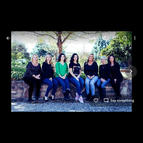 Meet your Posher, Dawn - Picture 2 of 2